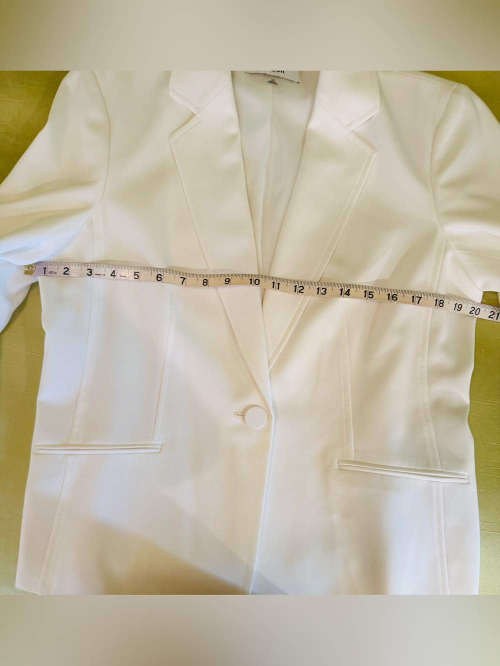 Le Suit White Women's Two-Piece Blazer and Trousers - Picture 7 of 13
